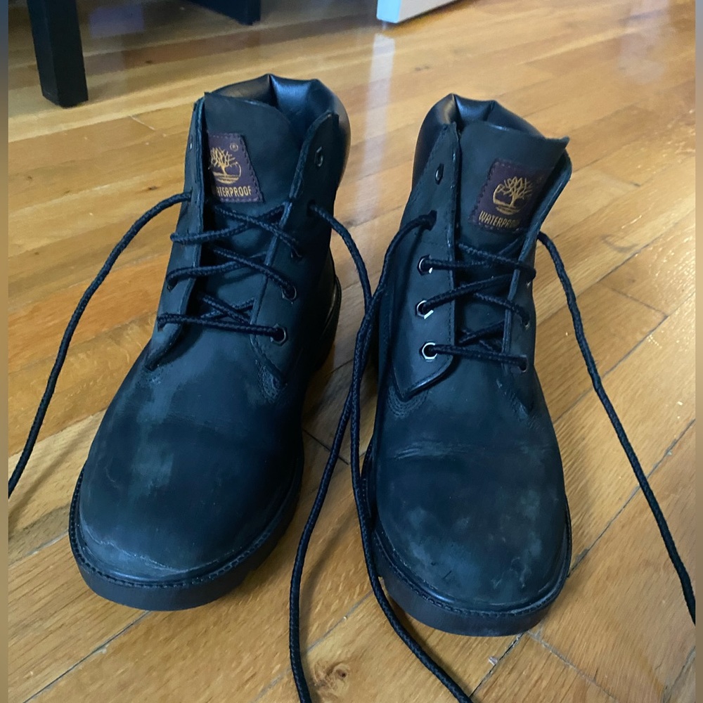 Black Timberland Snow Boots